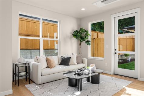 10604 NE 137th Place Kirkland WA 98034