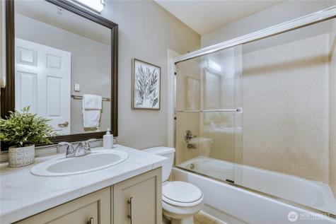 10511 Midvale Avenue N Seattle WA 98133