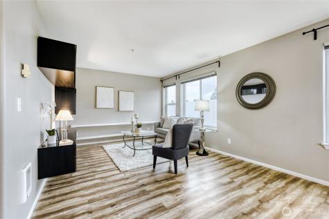 10511 Midvale Avenue N Seattle WA 98133