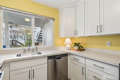 11130 SE 208th Street Kent WA 98031