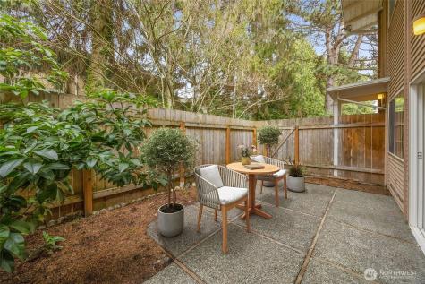 12211 SE 59th Street Bellevue WA 98006