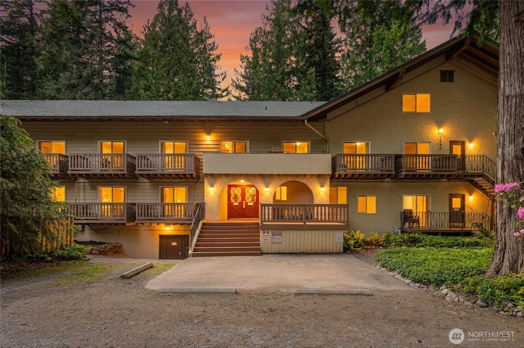 10433 Mt Baker Highway Deming WA 98244