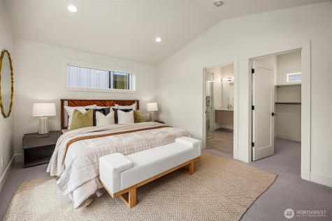 104 NE 44th Street Seattle WA 98105