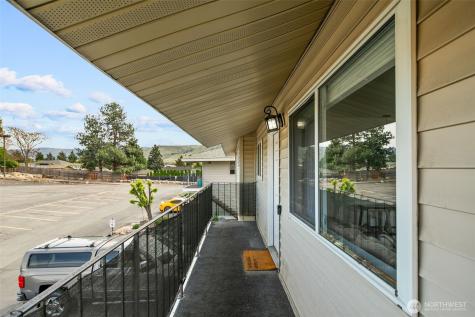 100 Simon Street East Wenatchee WA 98802