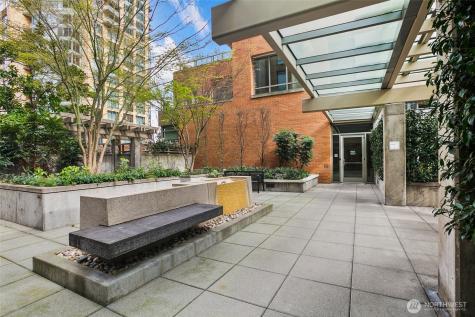 910 Lenora Street Seattle WA 98121