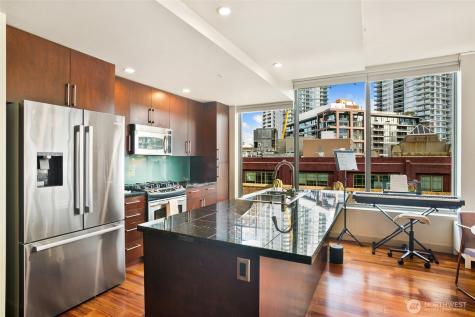 910 Lenora Street Seattle WA 98121