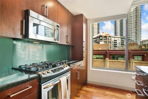 910 Lenora Street Seattle WA 98121