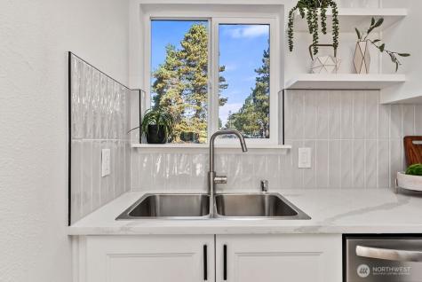 25416 106th Avenue NW Kent WA 98030