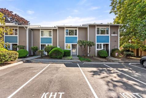 25416 106th Avenue NW Kent WA 98030