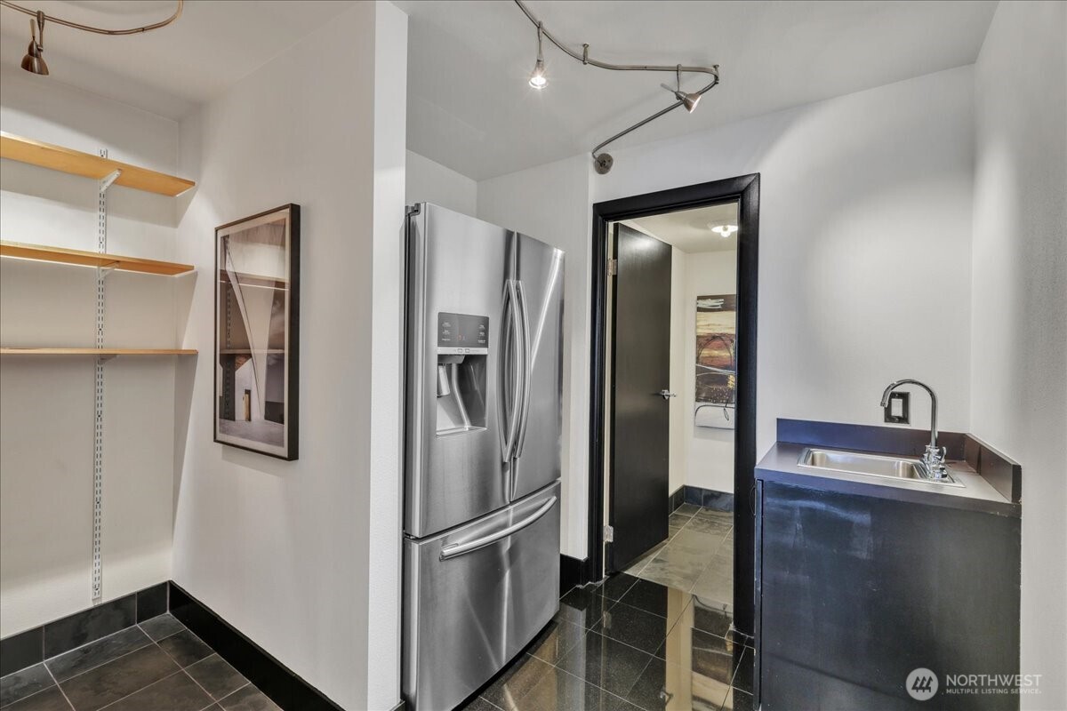 2100 3rd Avenue Seattle WA 98101