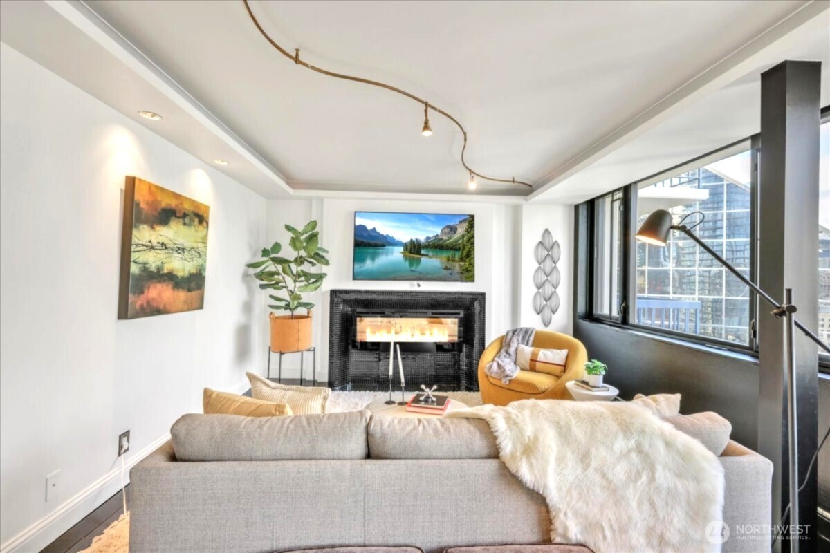 2100 3rd Avenue Seattle WA 98101
