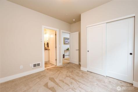 5317 80th Place SW Mukilteo WA 98275