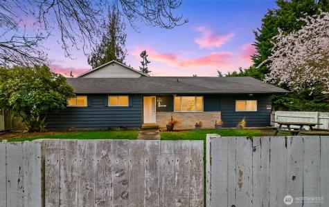 8526 8th Avenue W Everett WA 98204