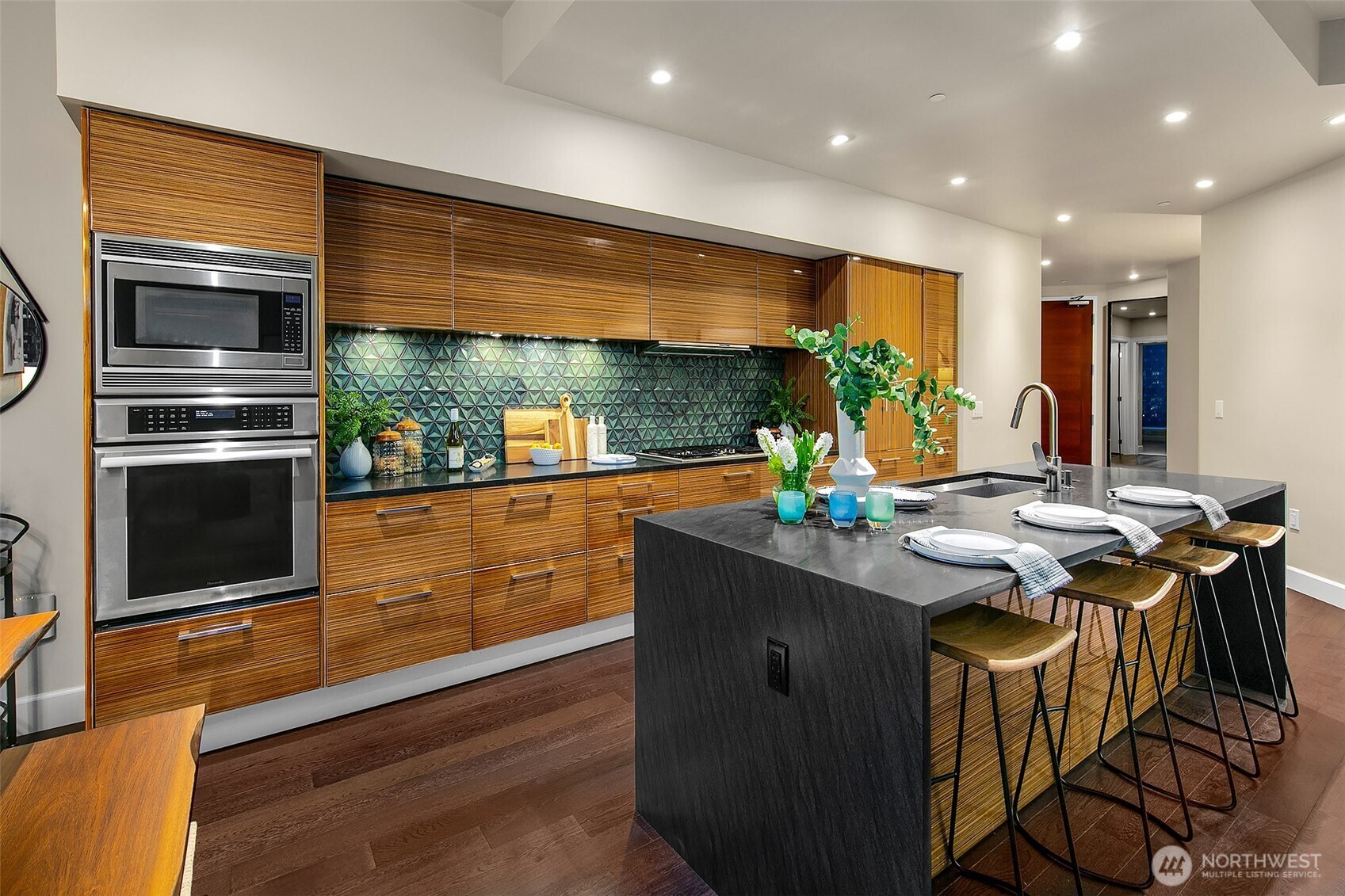 1920 4th Avenue Seattle WA 98101