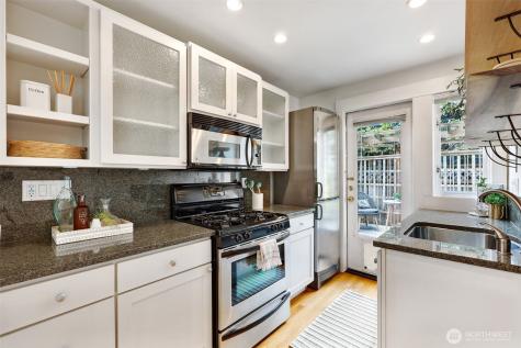 1601 22nd Avenue Seattle WA 98122