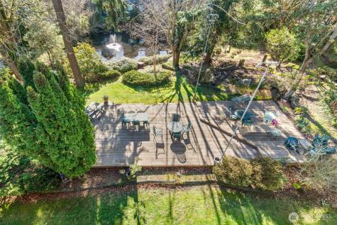 19428 Aurora Avenue N Shoreline WA 98133