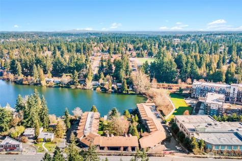 19428 Aurora Avenue N Shoreline WA 98133