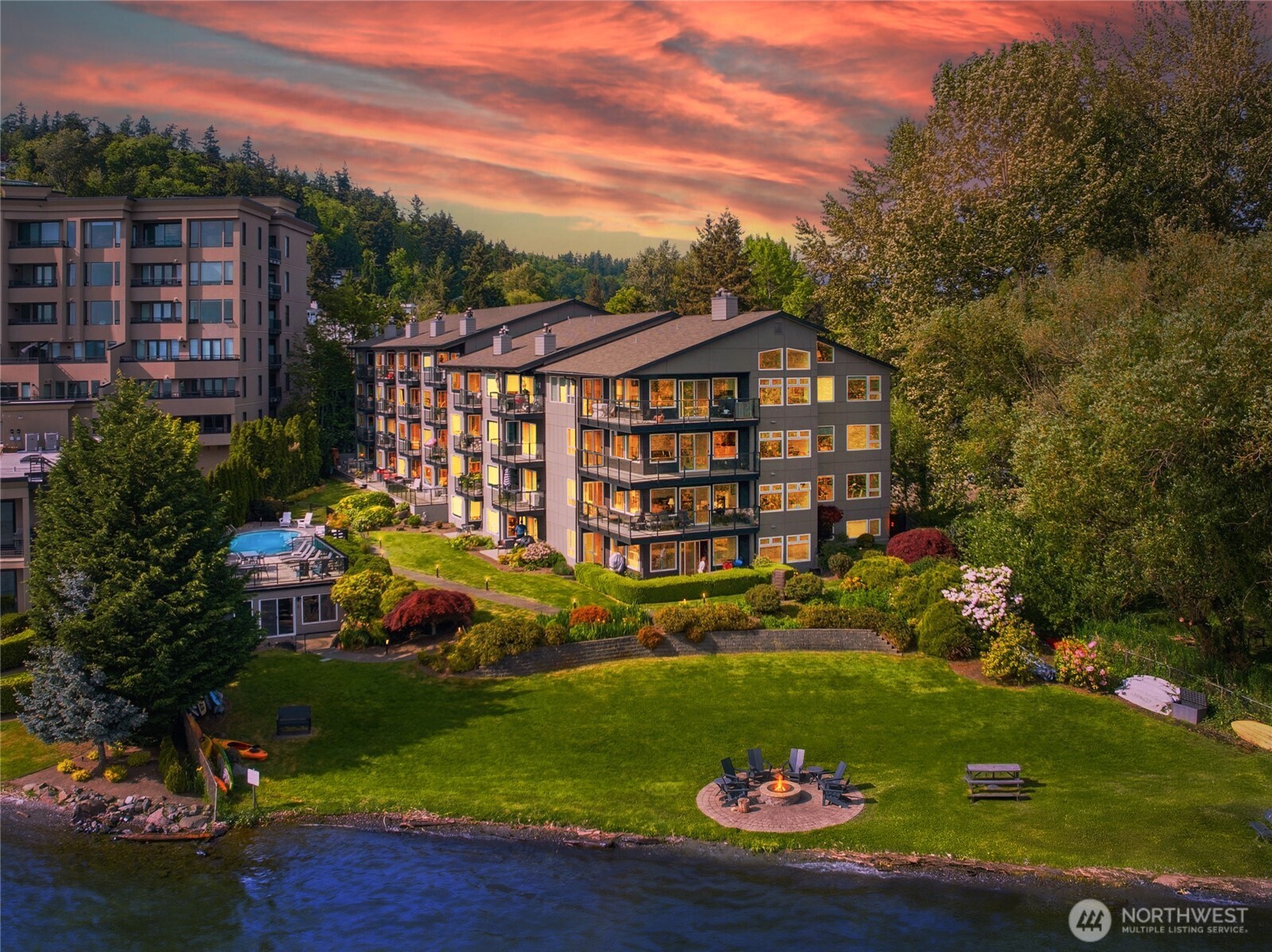 9201 NE Juanita Drive Kirkland WA 98034