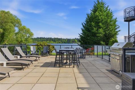 9201 NE Juanita Drive Kirkland WA 98034