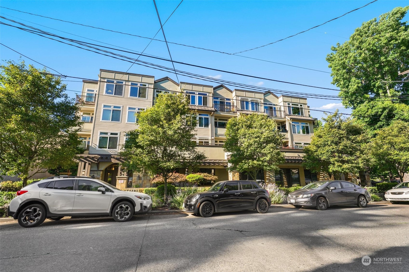 18 Dravus Street Seattle WA 98109