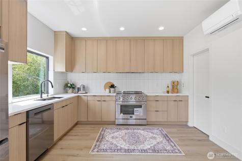 326 NW 80th Street Seattle WA 98117