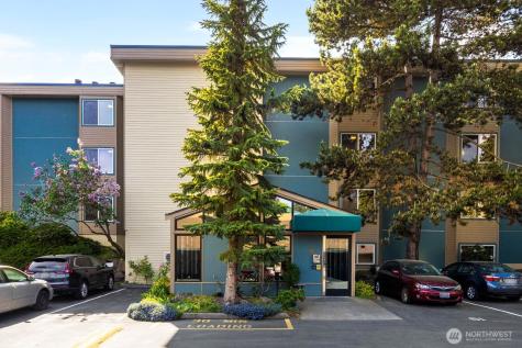 2210 NE 92nd Street Seattle WA 98115
