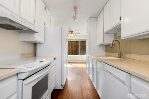 2210 NE 92nd Street Seattle WA 98115