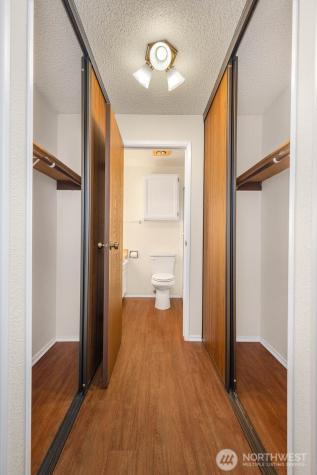 2210 NE 92nd Street Seattle WA 98115