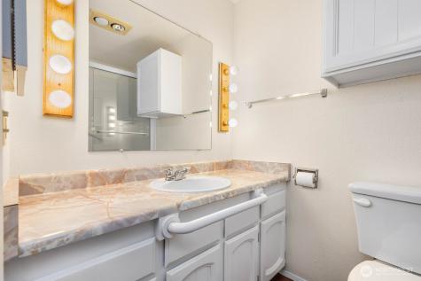 2210 NE 92nd Street Seattle WA 98115