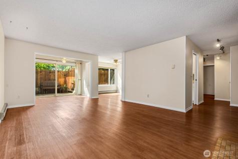 2210 NE 92nd Street Seattle WA 98115