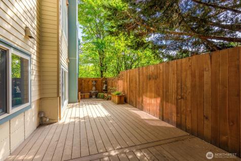 2210 NE 92nd Street Seattle WA 98115