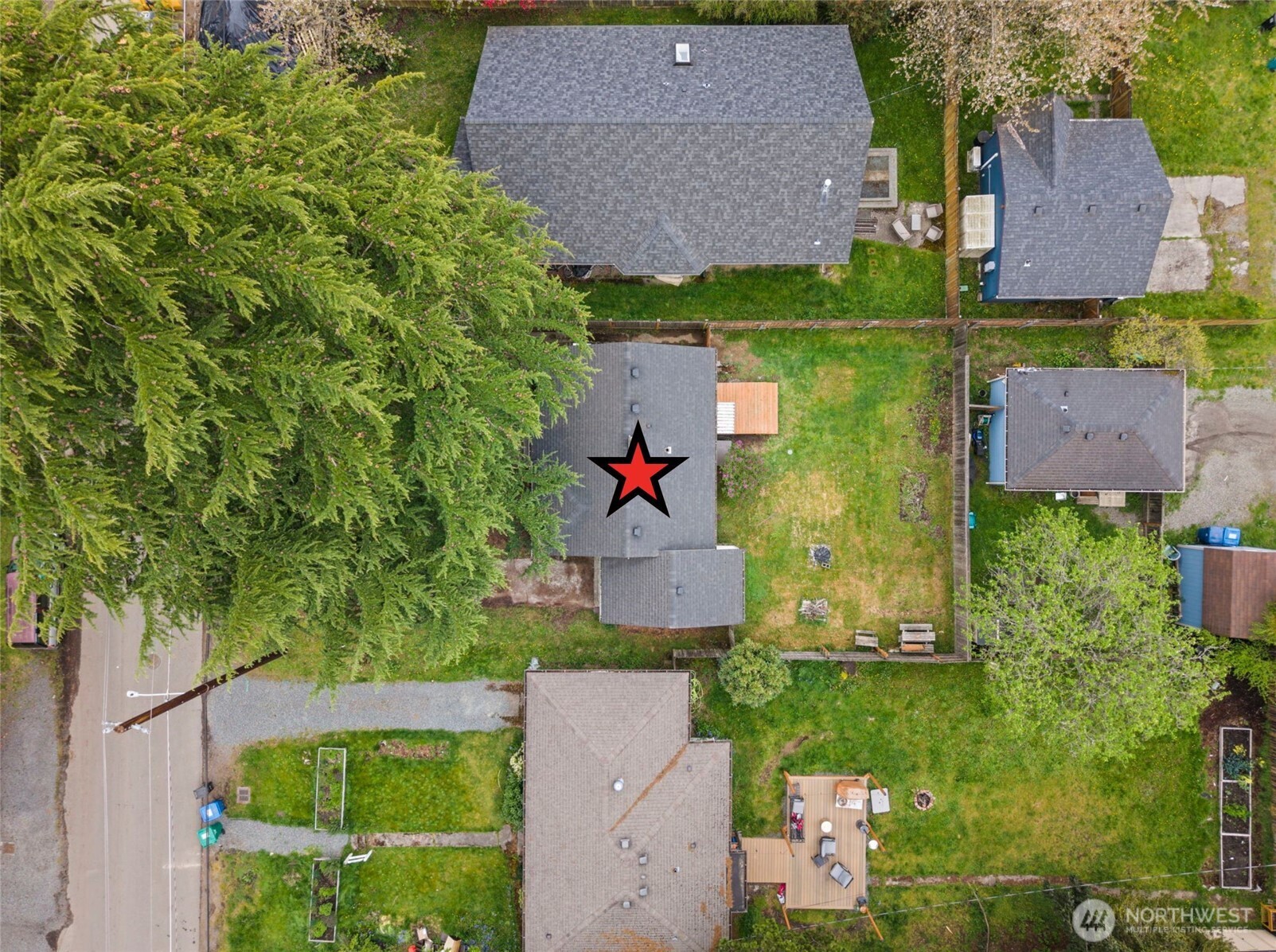 9747 Evanston Ave N Seattle WA 98103