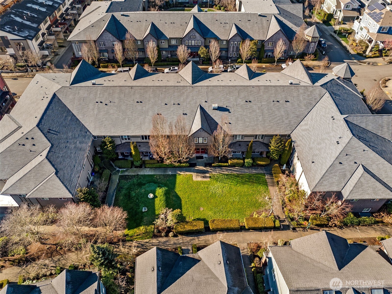 1736 10th Avenue NE Issaquah WA 98029