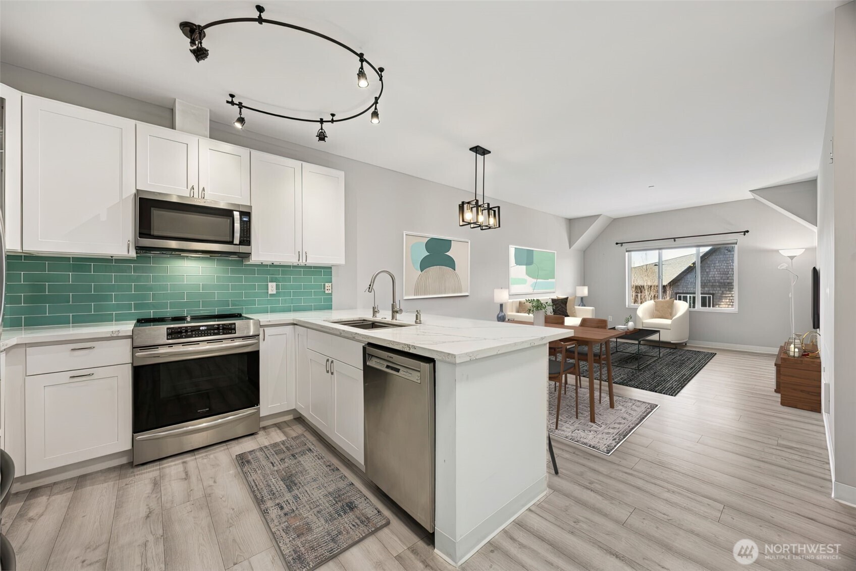 1736 10th Avenue NE Issaquah WA 98029