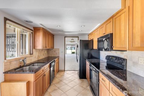 605 Peardale Lane Longview WA 98632