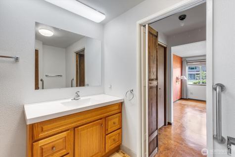 605 Peardale Lane Longview WA 98632
