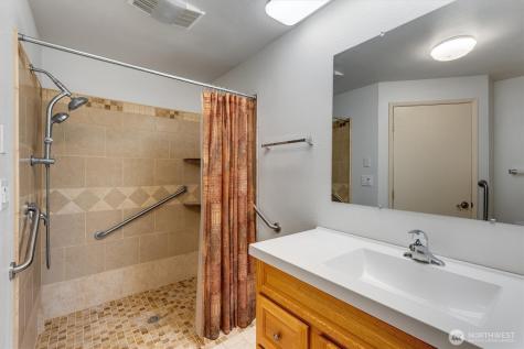605 Peardale Lane Longview WA 98632