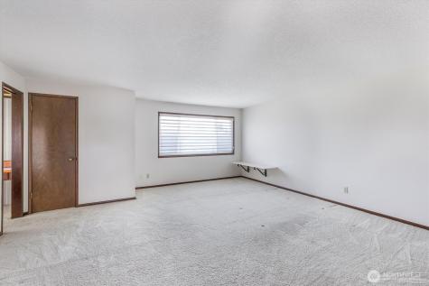 605 Peardale Lane Longview WA 98632