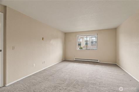 1319 S Puget Drive Renton WA 98055