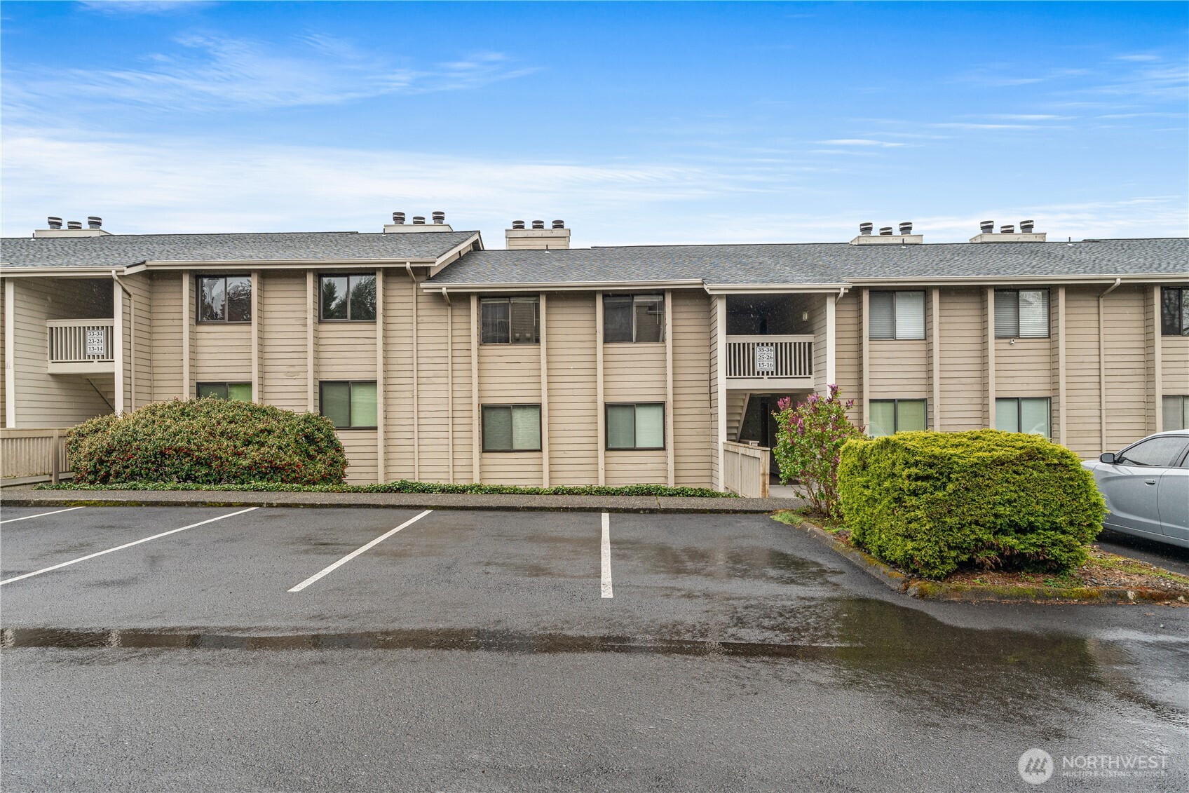 1319 S Puget Drive Renton WA 98055