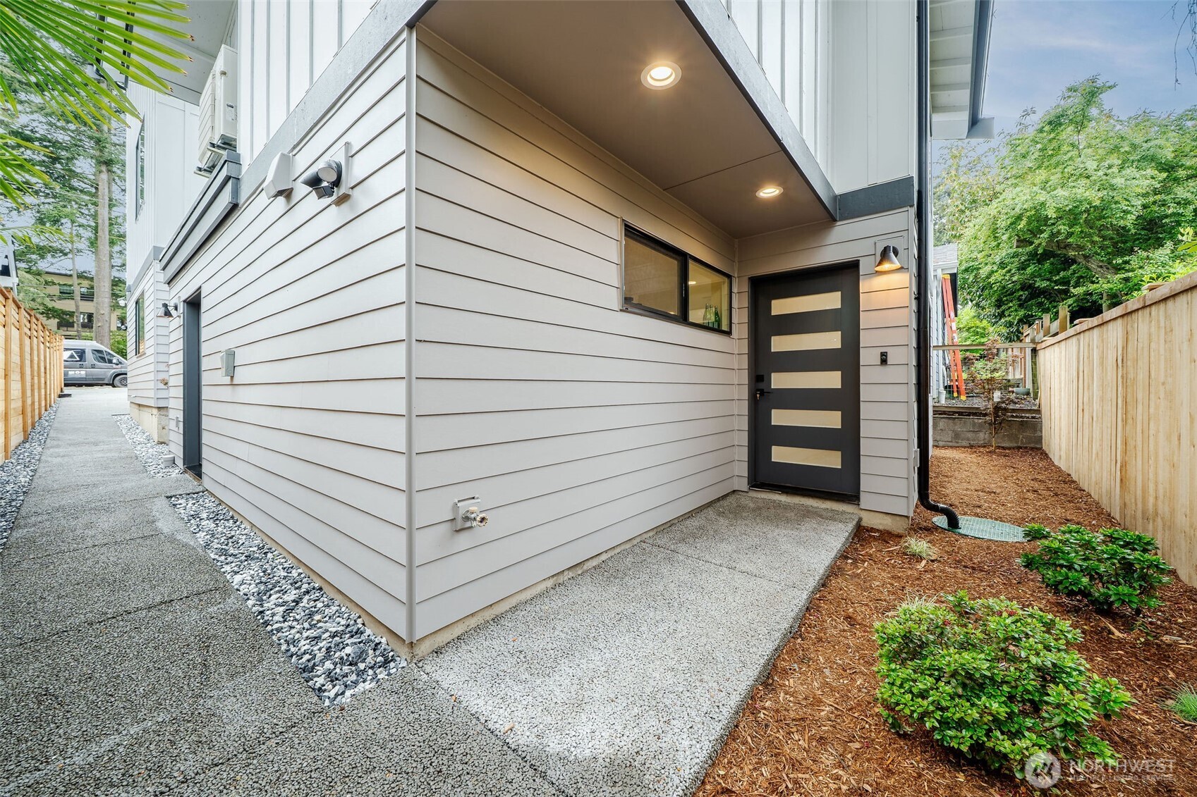 8510 15th Avenue NE Seattle WA 98115