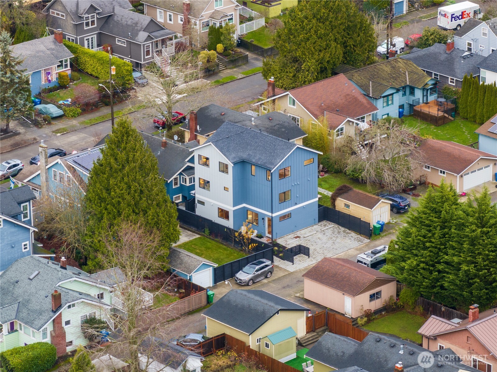 713 N 70th Street Seattle WA 98103