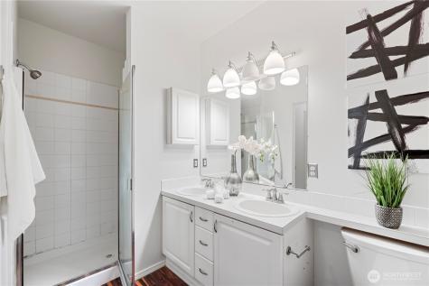 3221 SW Avalon Way Seattle WA 98126