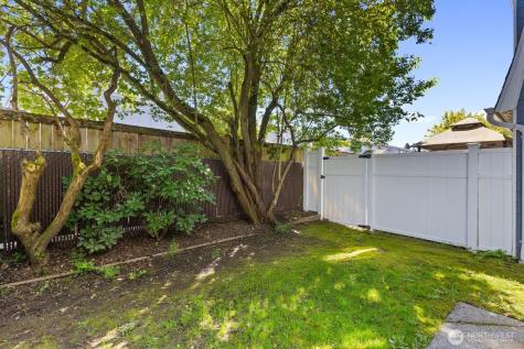 1421 W Casino Road Everett WA 98204