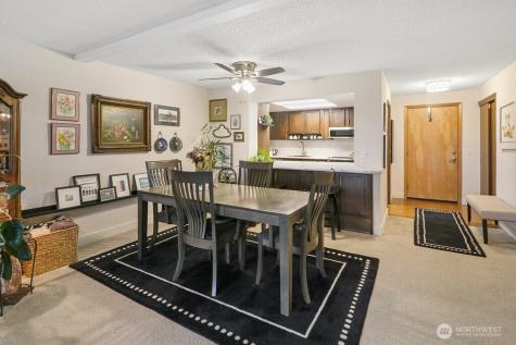 9710 Greenwood Avenue N Seattle WA 98103