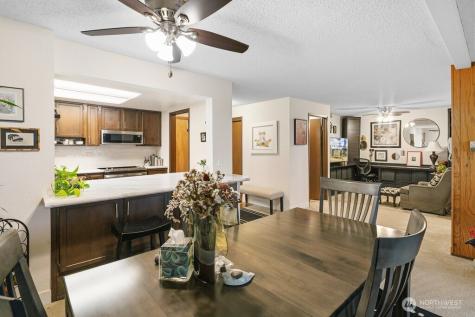 9710 Greenwood Avenue N Seattle WA 98103