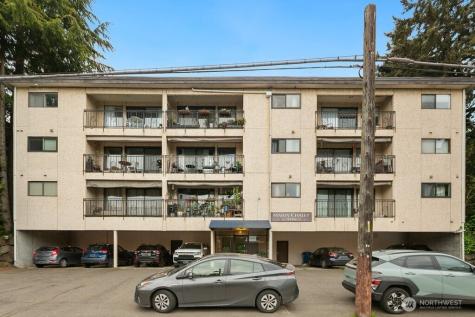 9710 Greenwood Avenue N Seattle WA 98103