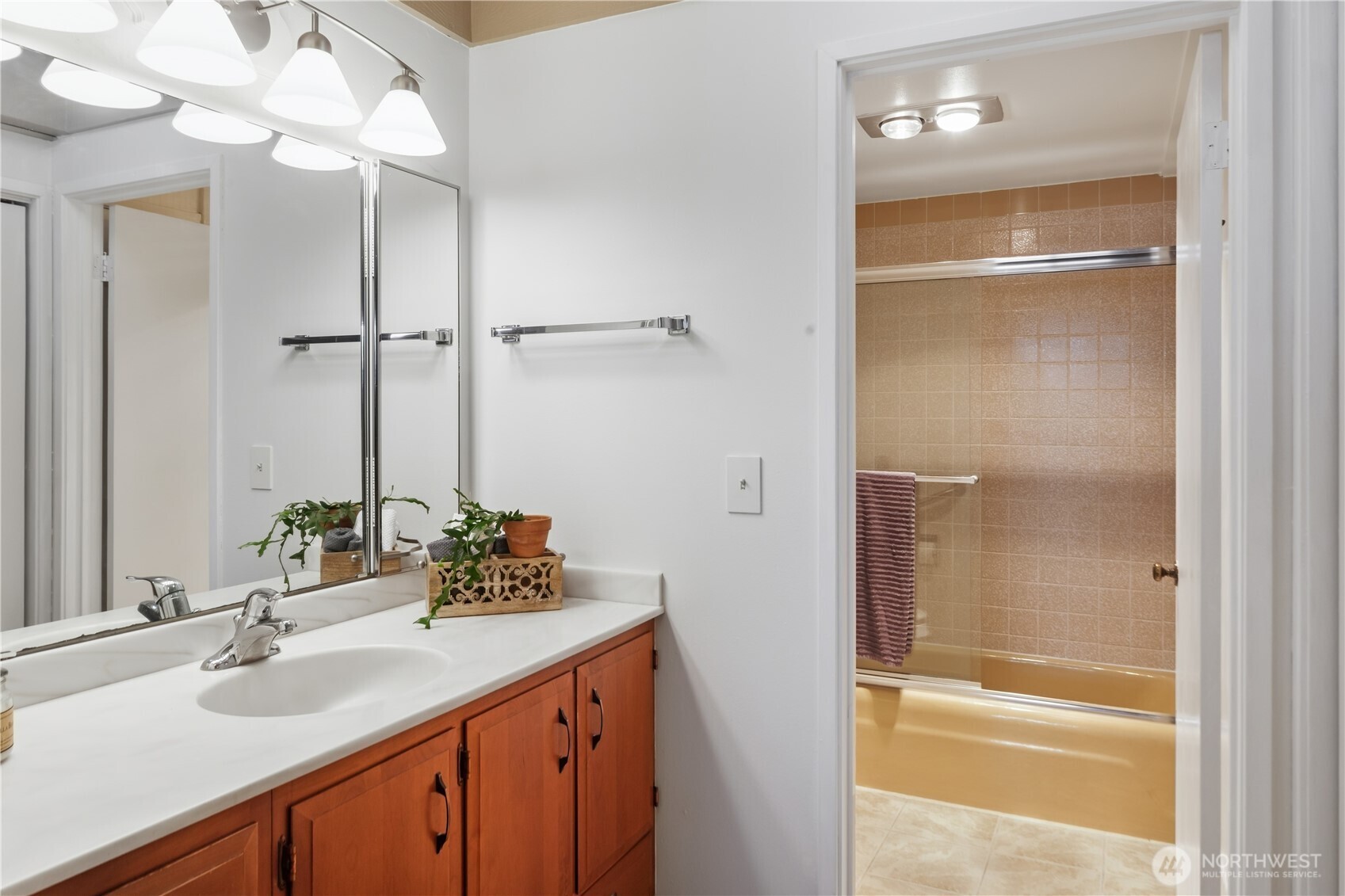 41 North Bay Lane Port Ludlow WA 98365