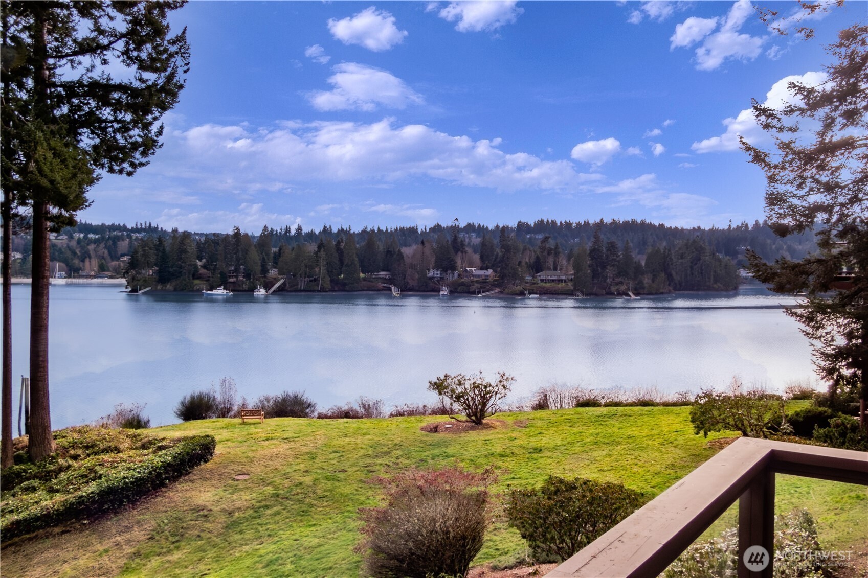 41 North Bay Lane Port Ludlow WA 98365