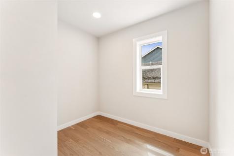 3449 California Avenue SW Seattle WA 98116